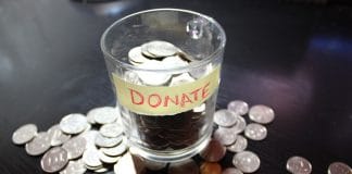 Дарение. Снимка: Pixabay.