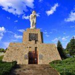 Монумент "Света Богородица с Младенеца", Хасково