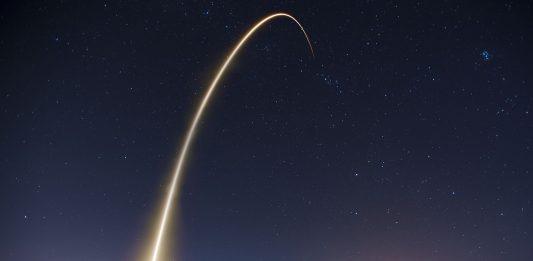 Изстрелване на ракета.