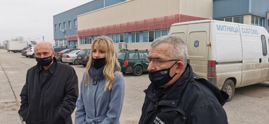 2 тона канабис са открити в камион на ГКПП Дунав мост-Видин