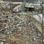 Боклуци край ВЕЦ Своге