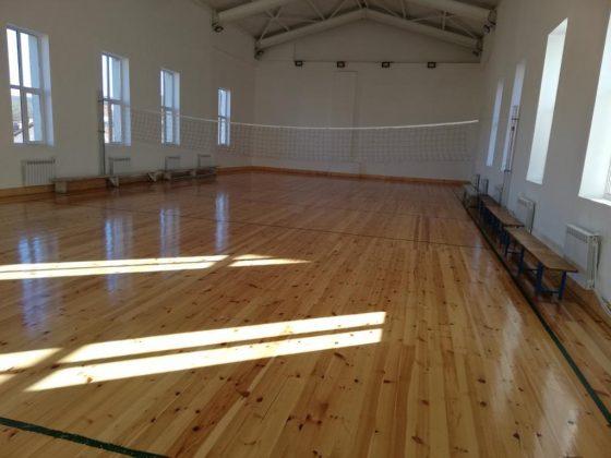 Училище в Добринище