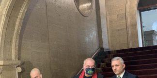 Мая Манолова и Отровното трио