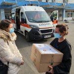 Медици получават дарение