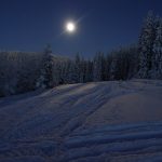 Планина през нощта