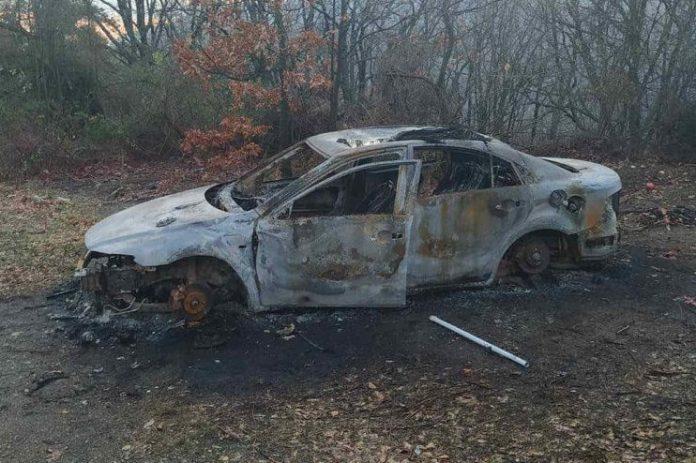 Подпален автомобил