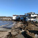 Постройки на плажната ивица на Ченгене скеле