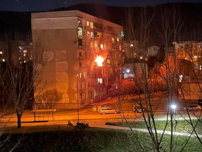 Пожар в апартамент в Кюстендил