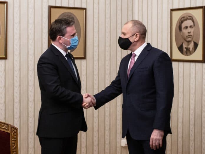 Румен Радев и Никола Селакович