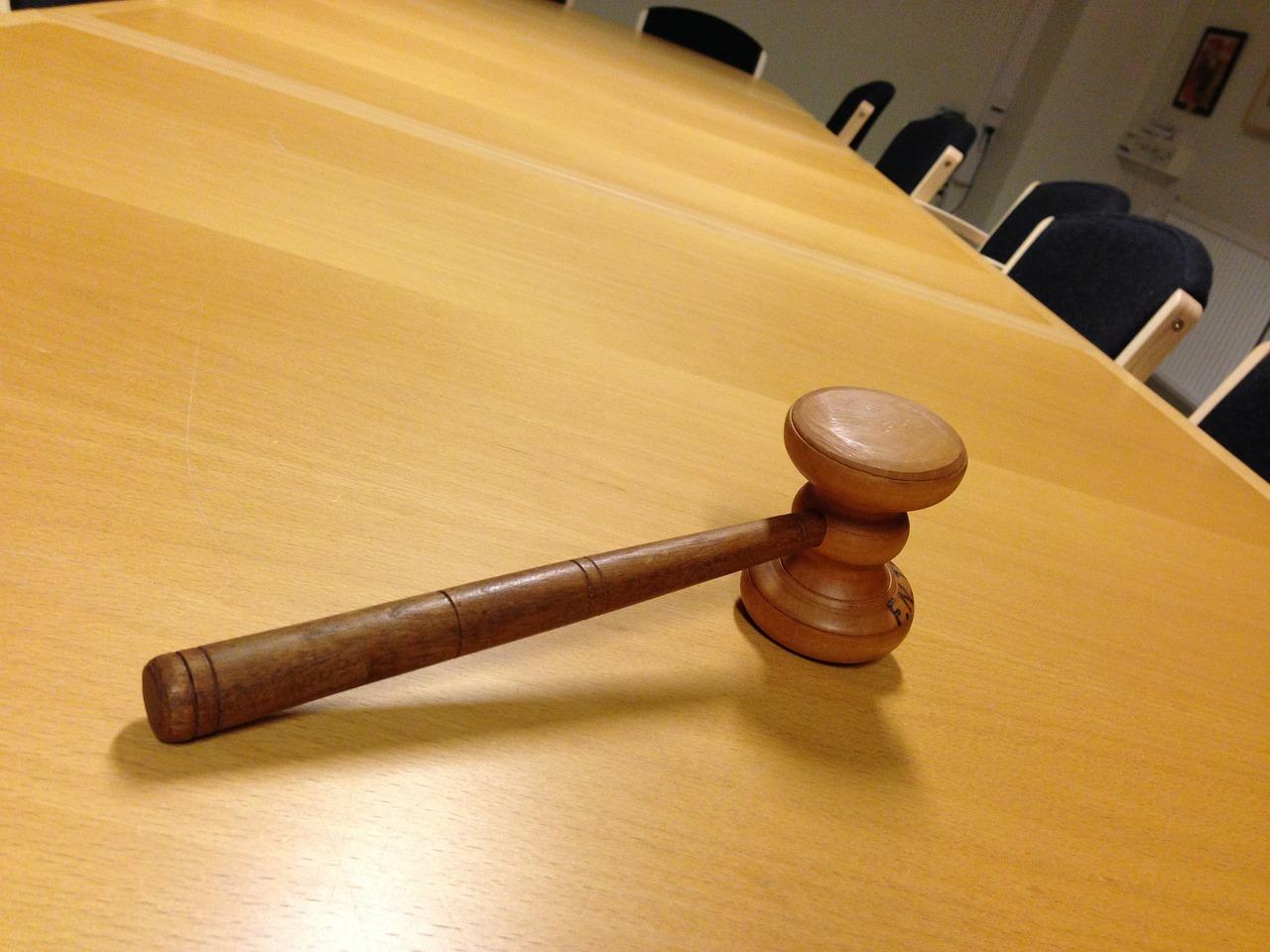 Джон Гришам Джоди Пиколт и Джордж Р Р Мартин са