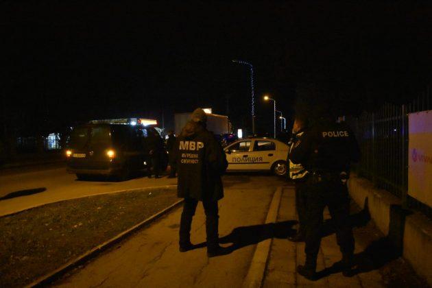 Полицаи, хванати с подкуп