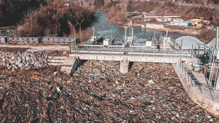 Замърсяване край Своге