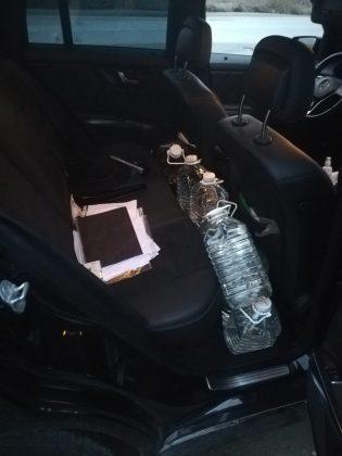 Задържани 150 литра контрабанден алкохол