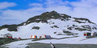 Българска антарктическа база "Св. Климент Охридски", остров Ливингстън