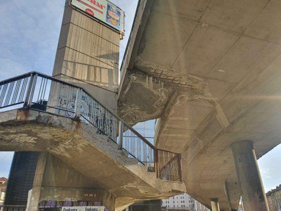 Бетонен мост в Пловдив