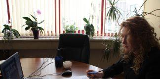 Деница Николова