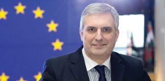 Ивайло Калфин