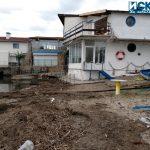 Постройки върху плажната ивица