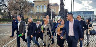 От Изправи се! Мутри вън! внесоха 5507 подписа в ЦИК за регистрация на изборите