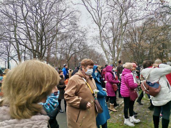 Поднасяне на цветя