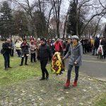 Поднасяне на венци