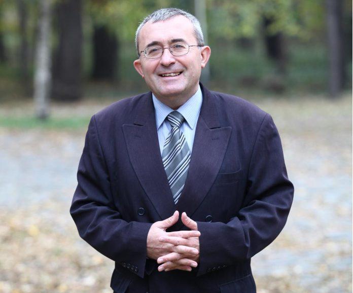 Проф. Николай Слатински