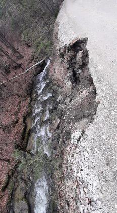 Пропадане на пътя край родопски села