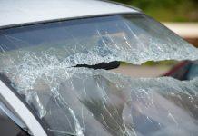 Счупено стъкло