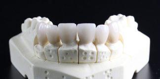 Зъботехник