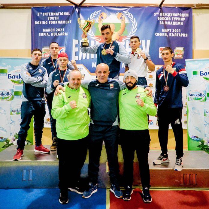 Четири титли за родните боксьори на мемориала "Емил Жечев"