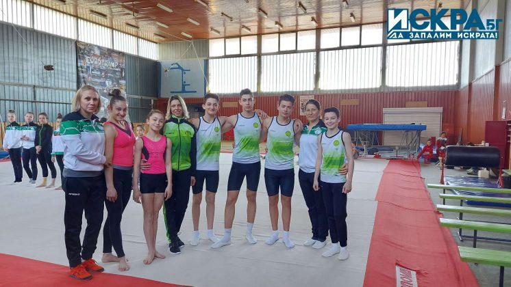 Деца акробати