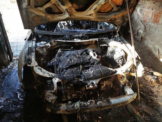 Опожарената кола на Христо Гешов