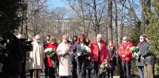 Илияна Йотова