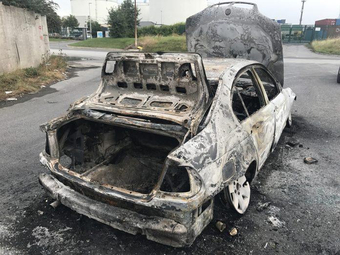 Изгорял автомобил