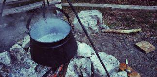 Метален казан