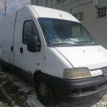 Микробусът, с който са превозвани мигрантите