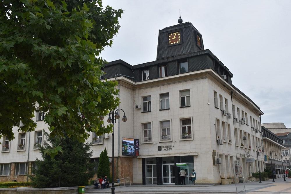 Ученици от Ловеч ще събират средства на благотворителен концерт за