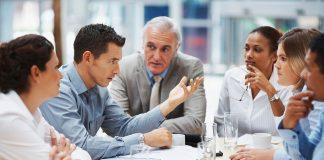 Специалисти