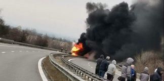 Горящ камион