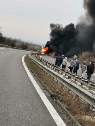 Горящ камион