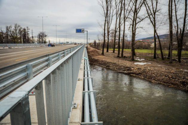 Фандъкова проверява състоянието на река Искър след снеготопенето