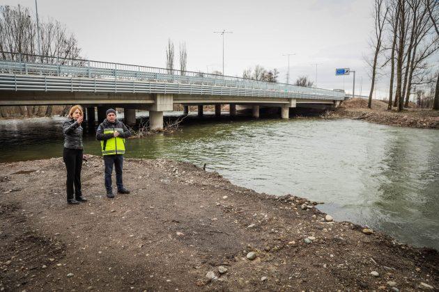 Фандъкова проверява състоянието на река Искър след снеготопенето