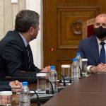 Консултации на президента с Демократична България