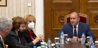 Консултации на президента с Изправи се! Мутри вън!