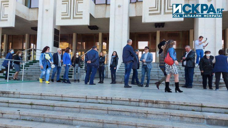 Мълчаливо недоволство на прокурори и следователи в Бургас