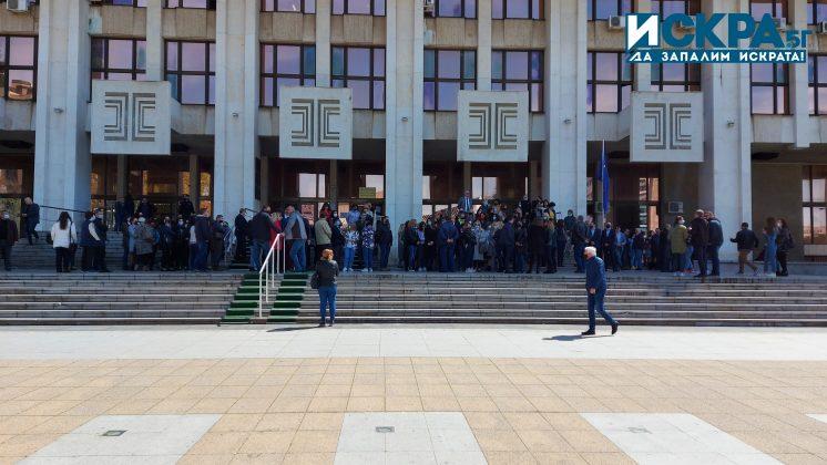 Мълчаливо недоволство на прокурори и следователи в Бургас
