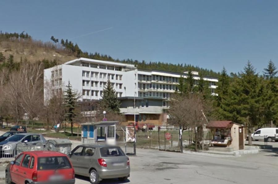 23 деца са приети в болницата в Разлог след симптоми