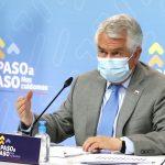 Министърът на здравеопазването на Чили Енрике Парис