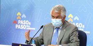 Министърът на здравеопазването на Чили Енрике Парис