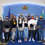 Награждаване